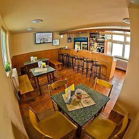 Hotelak Martinov